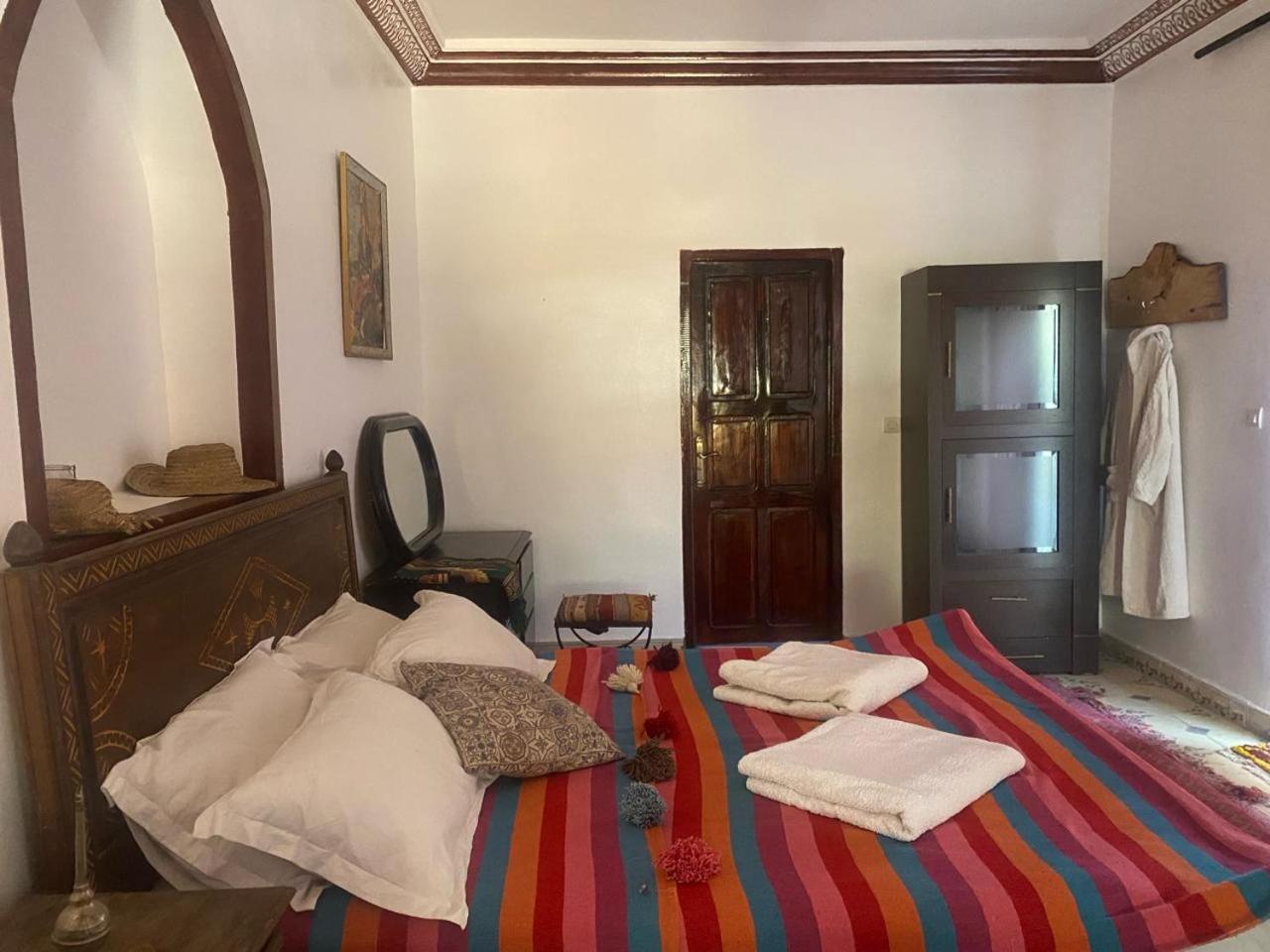 Riad Malak ウリガン エクステリア 写真