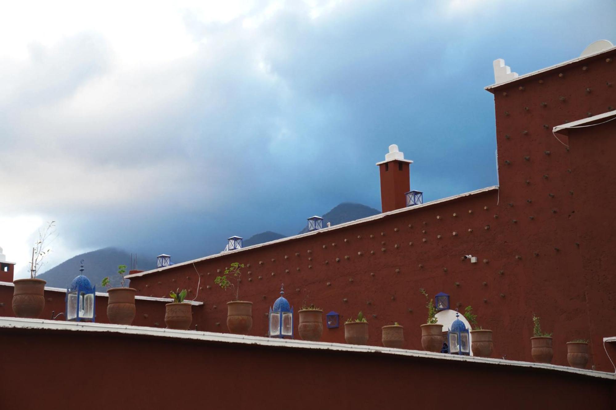 Riad Malak ウリガン エクステリア 写真